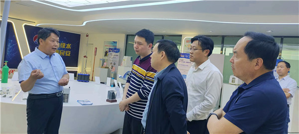 中石化来我司调研-高度赞赏华硕能源大布局